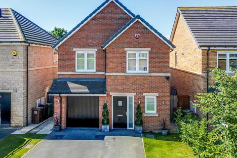 4 bedroom detached house for sale, Harrison Close, Wakefield WF1