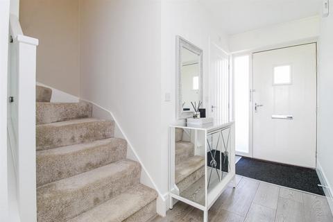 56 Harrison Close, Wakefield, WF1 3FE