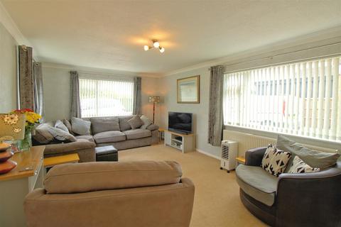 2 bedroom detached bungalow for sale, Station Road, East Winch