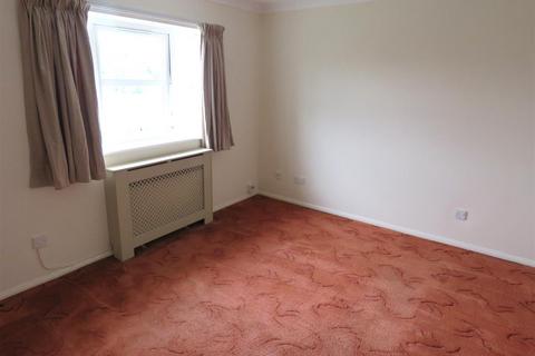 2 bedroom flat to rent, Floriston Gardens, New Milton, , BH25 5DL