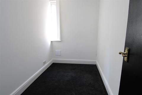1 bedroom ground floor flat to rent, 70 Park Road, Blackpool
