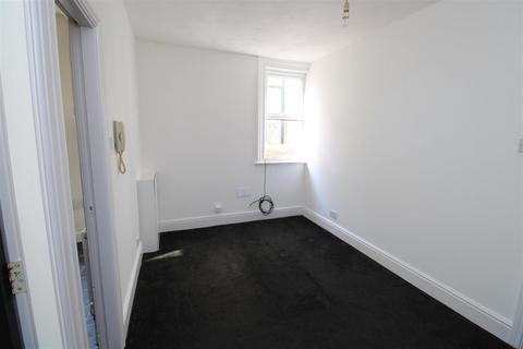 1 bedroom ground floor flat to rent, 70 Park Road, Blackpool