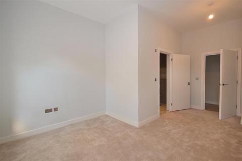 3 bedroom apartment for sale, Connaught Road, Weymouth