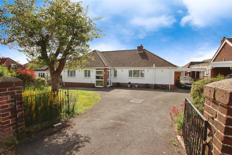 3 bedroom detached bungalow for sale, Crescent Road, Locks Heath, Southampton