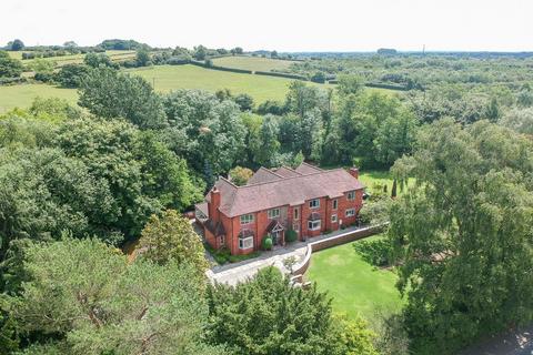 5 bedroom detached house for sale, Bond End, Yoxall DE13