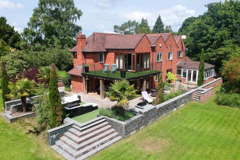 5 bedroom detached house for sale, Bond End, Yoxall DE13