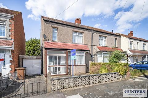 3 bedroom semi-detached house for sale, Lynmere Road, Welling