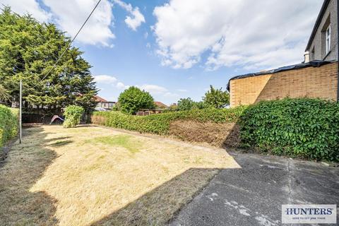 3 bedroom semi-detached house for sale, Lynmere Road, Welling