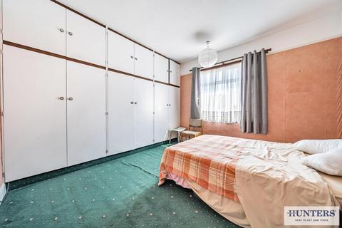 33 Lynmere Road, Welling, DA16 1PB