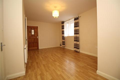 1 bedroom flat to rent, Portland Road, Dorking, Surrey. RH4 1EW