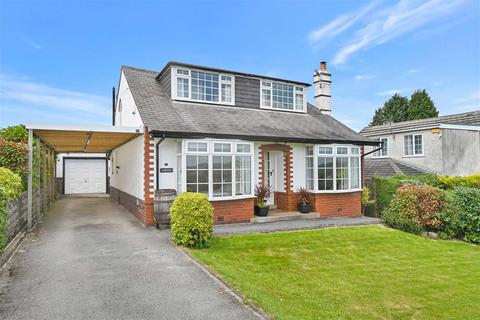 3 bedroom detached bungalow for sale, Greenfield Avenue, Guiseley, Leeds