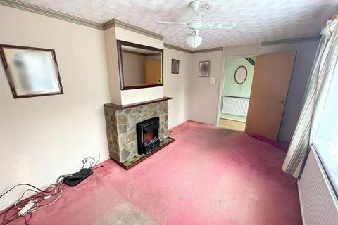 3 bedroom terraced house for sale, Ffordd-Y-Mynach, Pyle, Bridgend