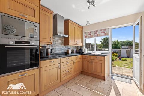 212 Fold Croft, Harlow, CM20 1SP
