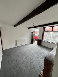 2 bedroom terraced house to rent, Huxley Street, Bolton