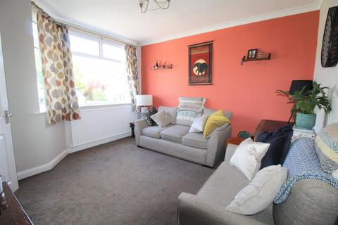 2 bedroom semi-detached house to rent, Clifton Crescent, Attenborough, Nottingham, NG96DA