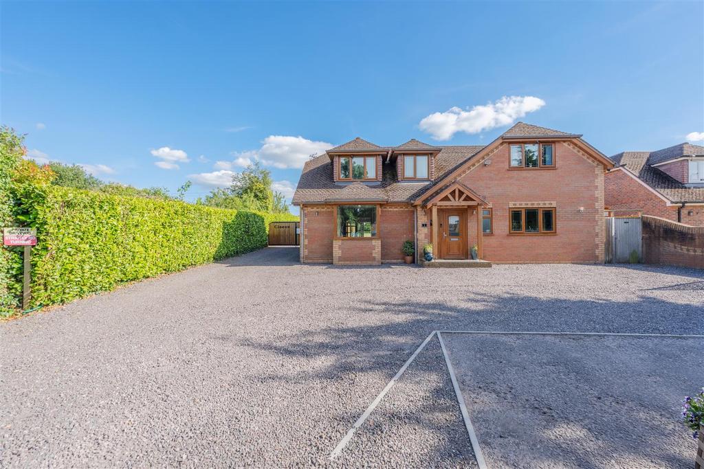 Court Farm Road, Longwell Green 4 bed detached house for sale £950,000