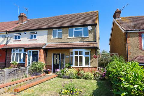 3 bedroom end of terrace house for sale, Bury Green Road, Cheshunt EN7