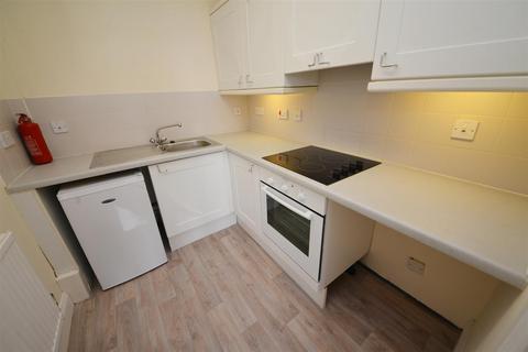 undefined, Wimbledon Court, Tenby