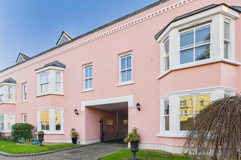 undefined, Wimbledon Court, Tenby
