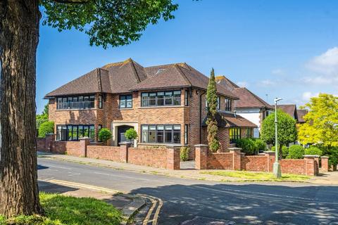 5 bedroom detached house for sale, The Droveway, Hove BN3
