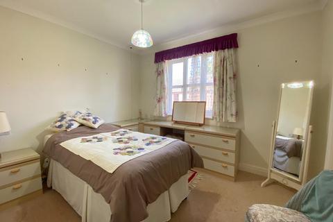 2 bedroom retirement property for sale, Saffron Meadow, Stratford-upon-Avon