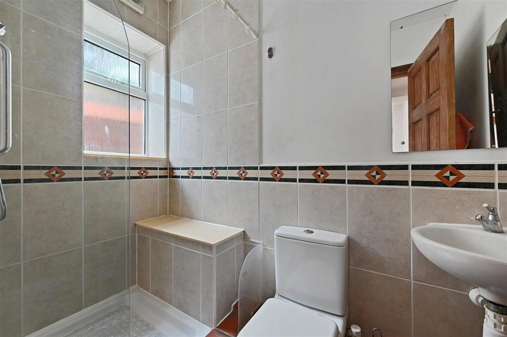 WH - 80 Uplands Road - Shower Room3 (1).JPG