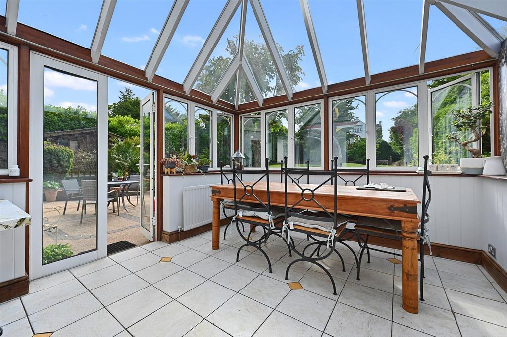 WH - 80 Uplands Road - Conservatory1 1.jpg
