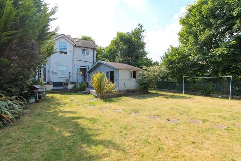1 Kings Lane, Sutton, SM1 4PB