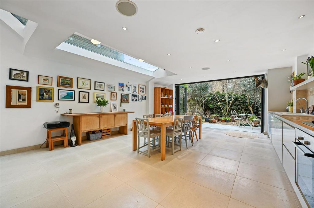 Poplar Grove - Kitchen.JPG