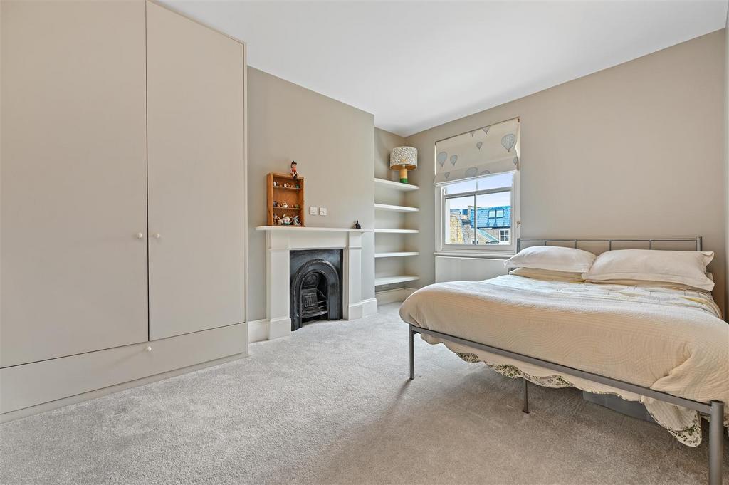 Poplar Grove - Bedroom B3 (1).JPG