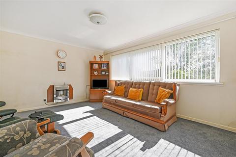 3 bedroom detached house for sale, Wessex Gardens, Halterworth, Romsey, Hampshire