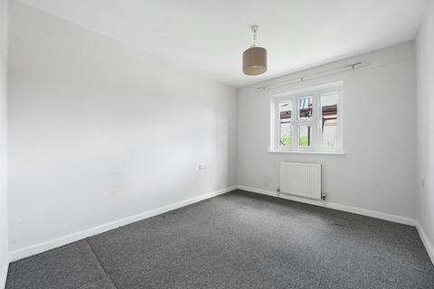 1 bedroom flat for sale, Gainsborough Court, London W12