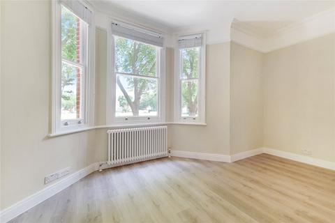 Studio to rent, Vincent Square, Westminster, London, SW1P