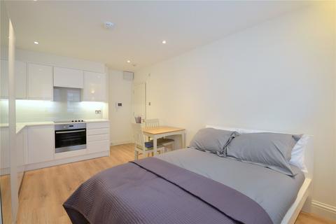 Studio to rent, Vincent Square, Westminster, London, SW1P