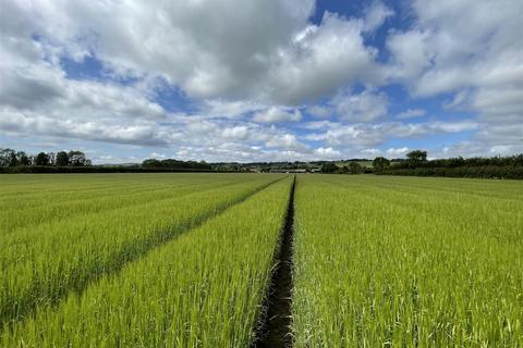 Land for sale, 17.77 acres of agricultural land at Snainton, Scarborough