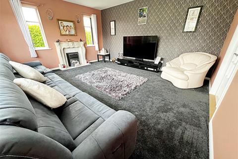 4 bedroom detached house for sale, Pearson Road, Cleethorpes, N.E. Lincs, DN35 0DS