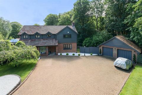 5 bedroom detached house for sale, 4 Woodlands End, Plymouth