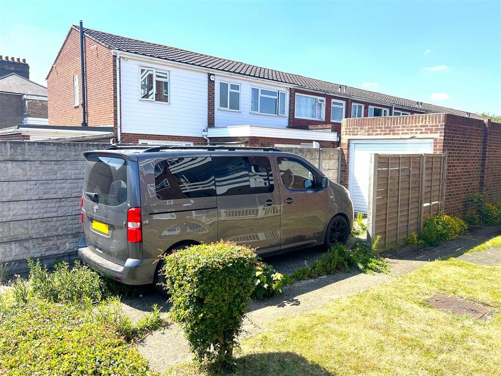 Detached Garage