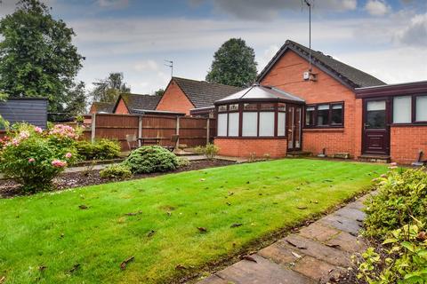 2 bedroom detached bungalow for sale, 19 Bearnett Drive, Lower Penn, Wolverhampton