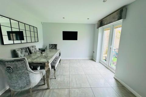 5 bedroom house for sale, Redshank Drive, Houghton Le Spring DH5