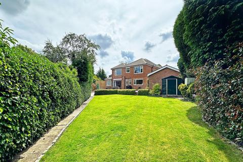 5 bedroom detached house for sale, Lyndhurst Drive, Hale