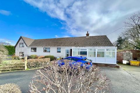 6 bedroom house for sale, Penrhiw, Llanddoged