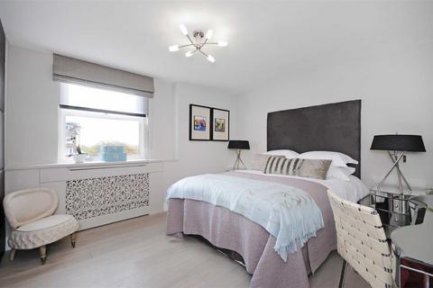 3 bedroom apartment to rent, Boydell Court, St Johns Wood Park, St Johns Wood, NW8