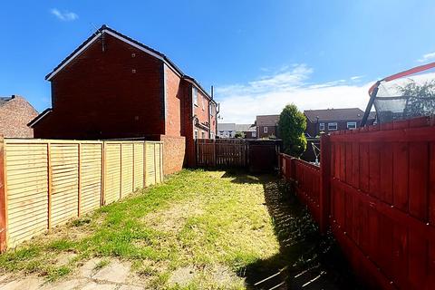 3 bedroom terraced house to rent, Town Square, Wallsend