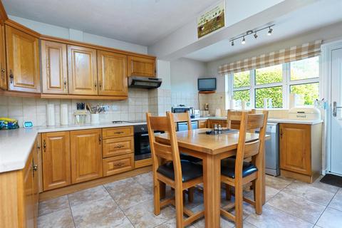 4 bedroom detached house for sale, Maesbury Marsh, Oswestry