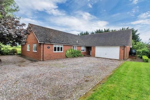 Welshpool - 3 bedroom bungalow for sale