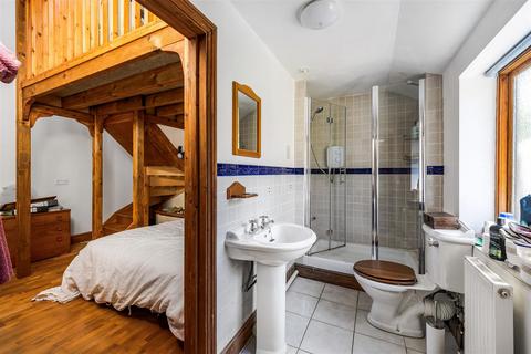 2 bedroom house to rent, Snowdenham Lane, Bramley Guildford GU5