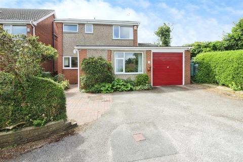 3 bedroom detached house for sale, Kings Croft, Leeds LS25