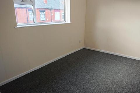 1 bedroom flat to rent, Nel Pan Lane, Leigh