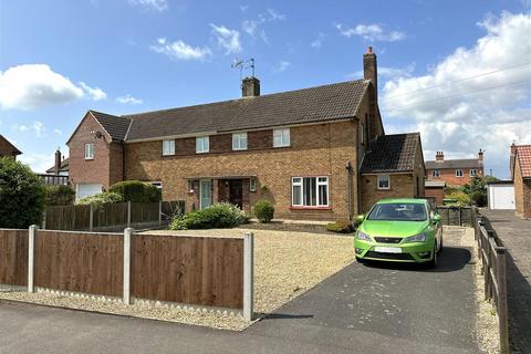 3 bedroom semi-detached house for sale, Masefield Crescent, Balderton, Newark